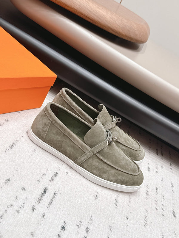 HM 26s Kelly Paris Loafers Oliver Green Suede Silver Hardware