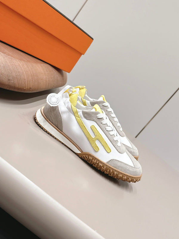 HM 26s Bouncing Sneakers White Light Grey Nylon Suede