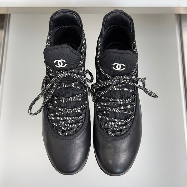 CC 26s Métiers d’art 2026 Sneakers Black Sheepskin Fibers 869408