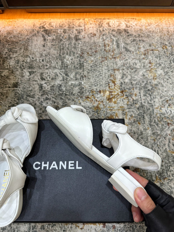 CC Double Bow Sandal 2cm White Sheepskin 804022