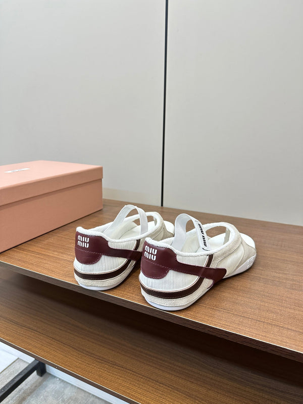 Miu Thong Sandals In White Brown Suede Tech Fabric