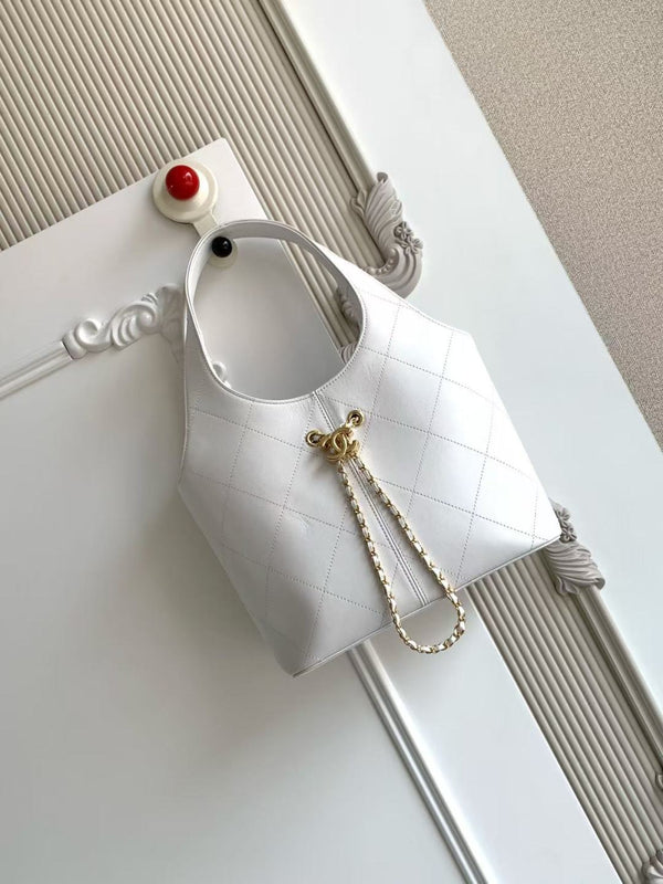 CC 2026 Basket Hobo Bag 35cm White Calfskin