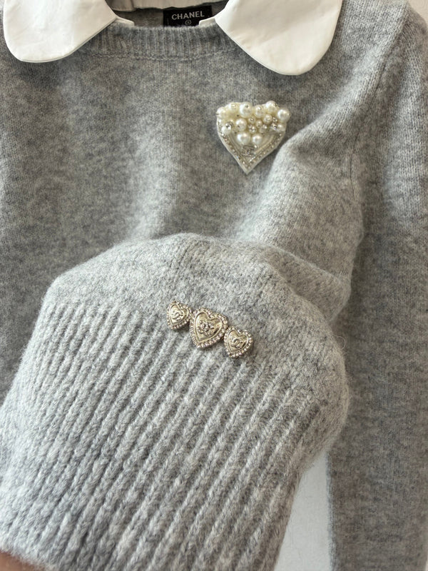CC 26s Sweater Heart-Brooch Contrast-Collar Grey 429790