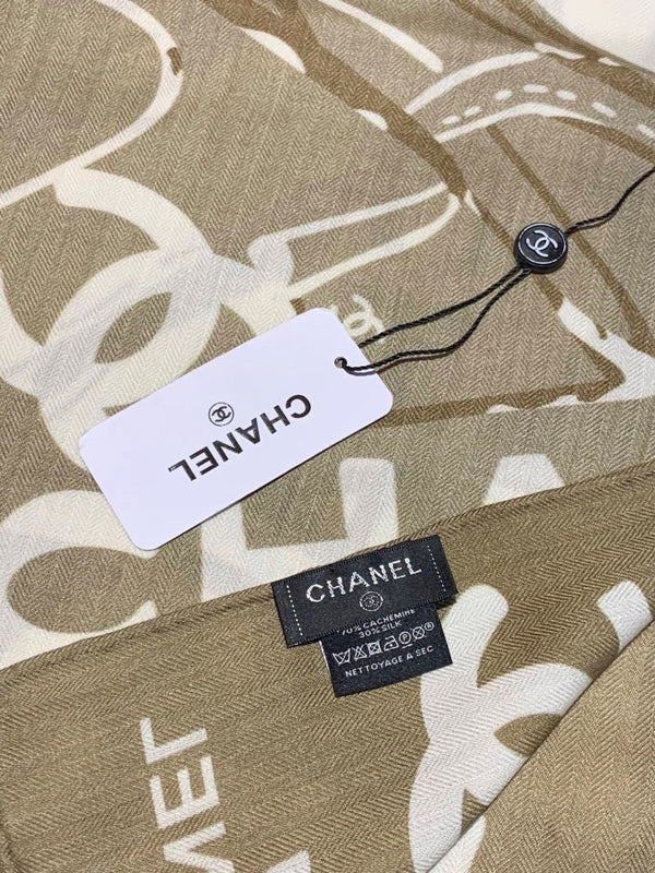 CC 26s Scarf 140 In Cashmere Silk 309366