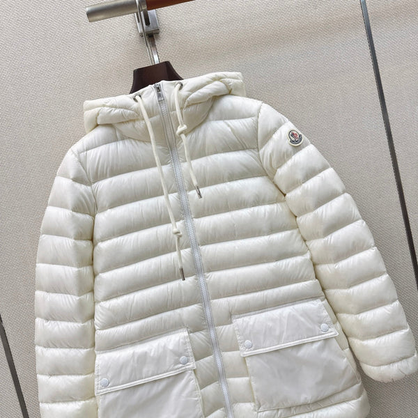Moncler 26s Jasmin Short Down Jacket White 419283