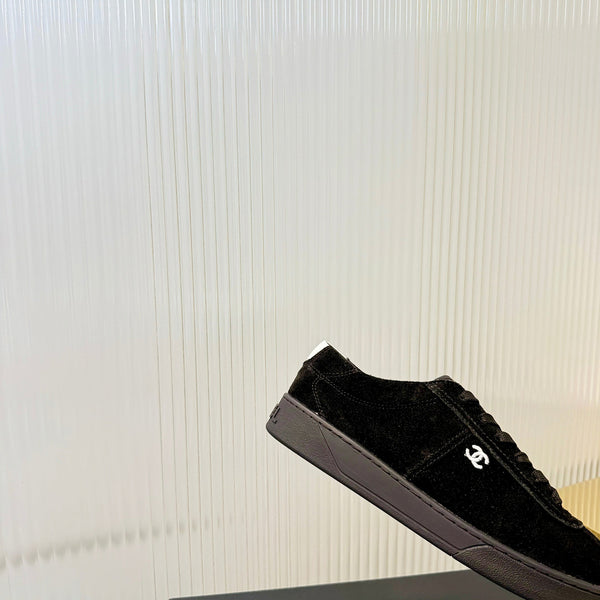 CC 26 Trainer Black Suede 713980