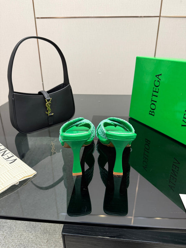 BV 26s Heeled Sandals 9.5cm Green Calfskin Raffia
