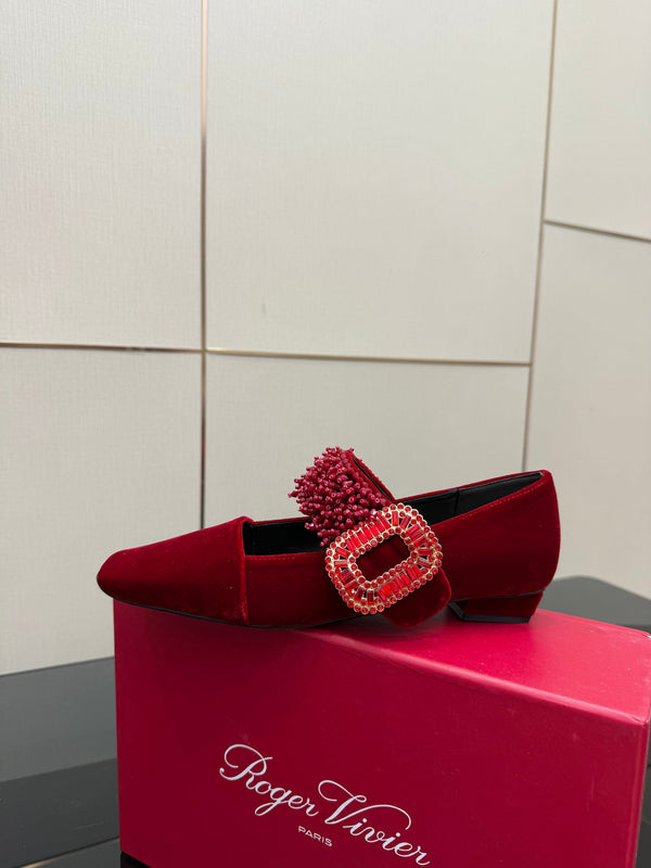 RV Belle Vivier Mary Janes Red Velvet 629887