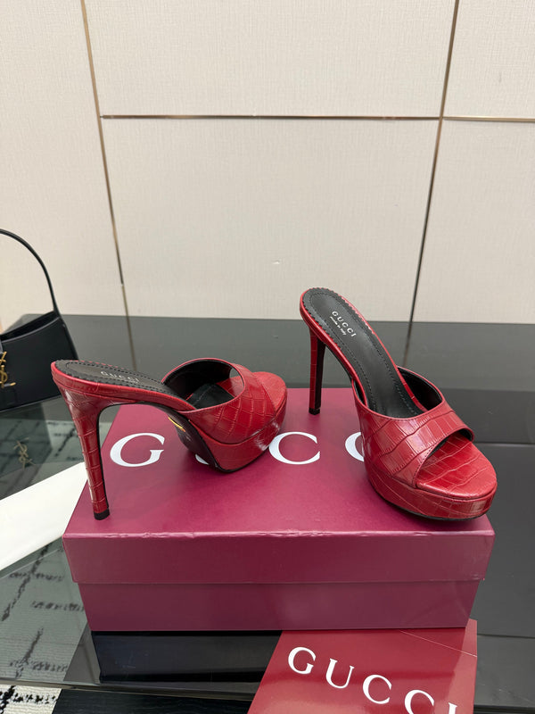 GG 26s Sandal 12cm Burgundy Embossed Leather 828215