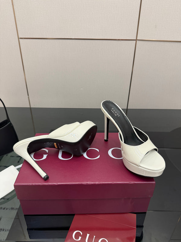 GG 26s Sandal 12cm White Patent Leather 828218