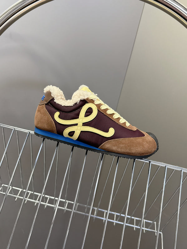 Loewe Ballet Runner 2.0 Sneaker Brown Suede Shearing 536830