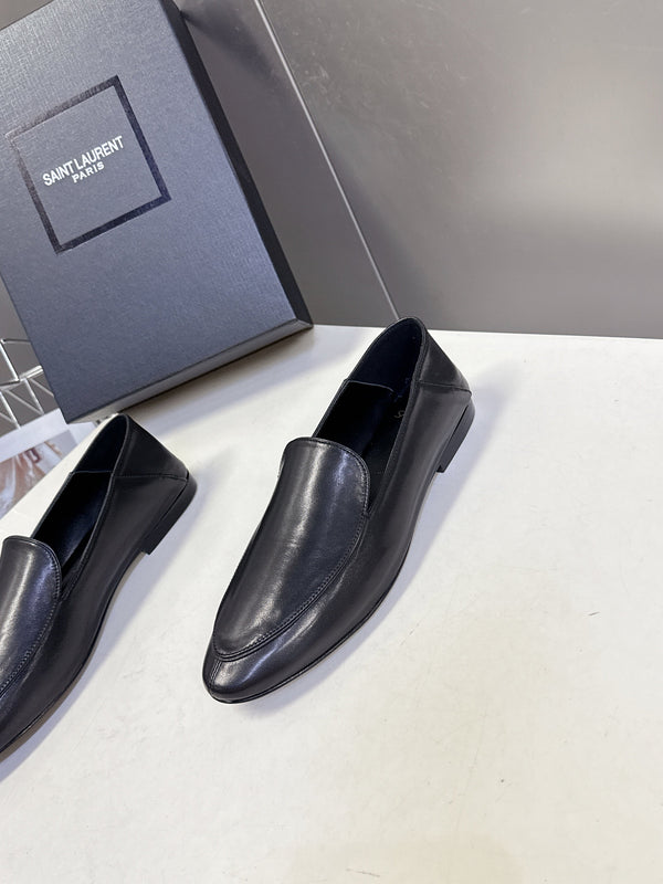 YSL 26s Loafer Black Glossy Leather 635589