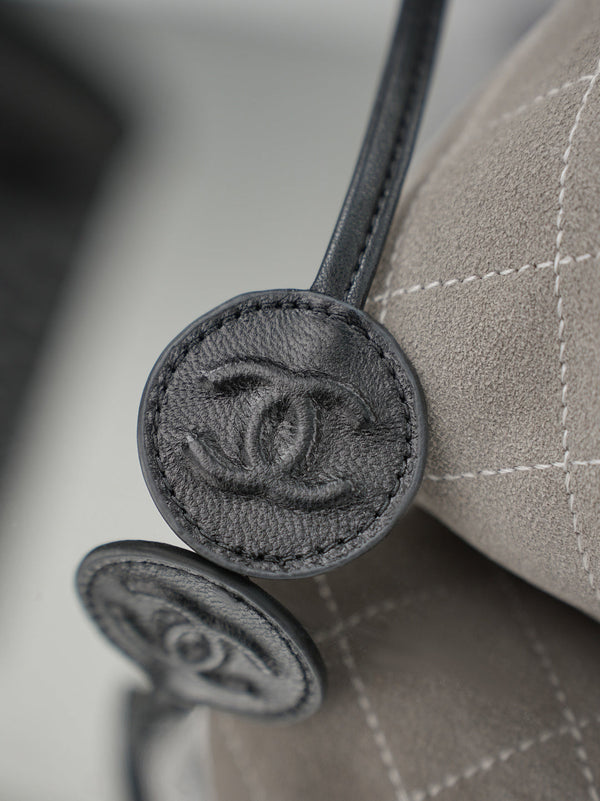 Chanel 2026 Lucky Bag 22cm Taupe Suede
