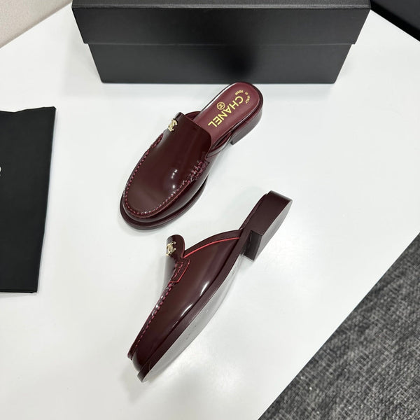 CC SS 2026 Pre Loafer Sandal Burgundy Calfskin 630476