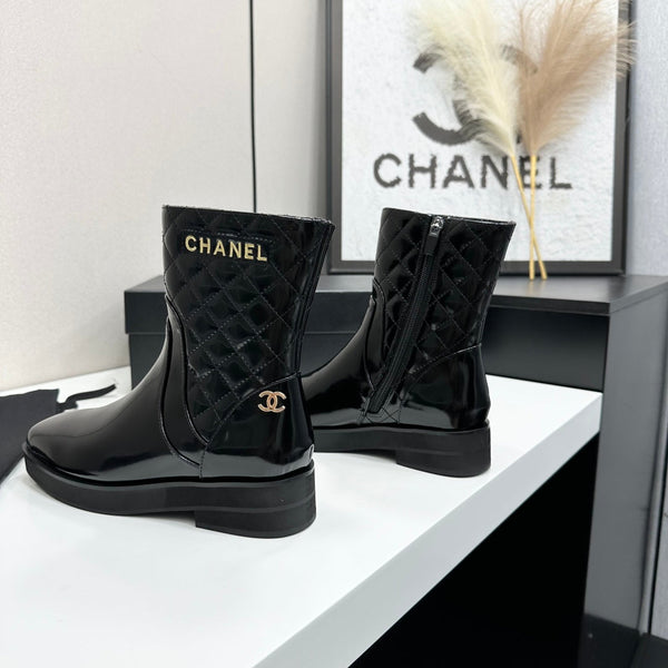 CC 26s Quilted Ankle Boots Black Leather 109240