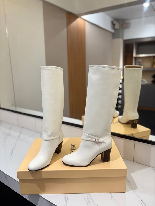 Valentino 2025 Pattie High Boot White Calfskin 560741