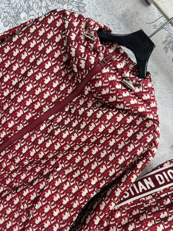 CD 25 Jacquard Patterned Jacket Set Red Polyester