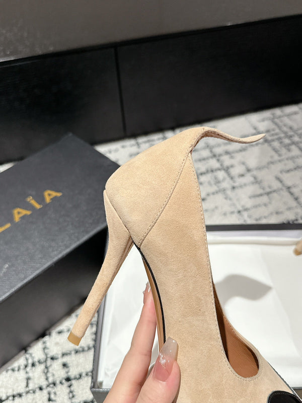 ALAIA HIGH PUMPS 10CM IN BEIGE SUEDE MIX BLACK CALFSKIN
