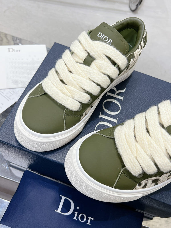 CD B33 Sneaker 30mm In Moss Green Calfskin 100664