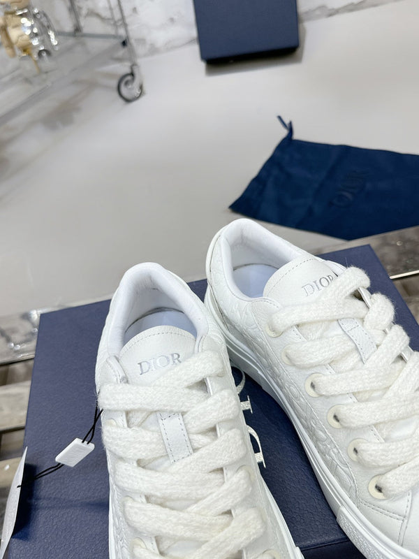 CD B33 Sneaker 30mm In White Monogram Calfskin 100554