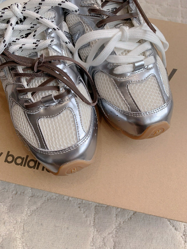 Miu Miu 2026 Balance 530 Sneakers Suede Leather 977043
