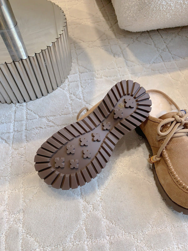 UGG Yupoo Loafers Beige Wool Suede 516910