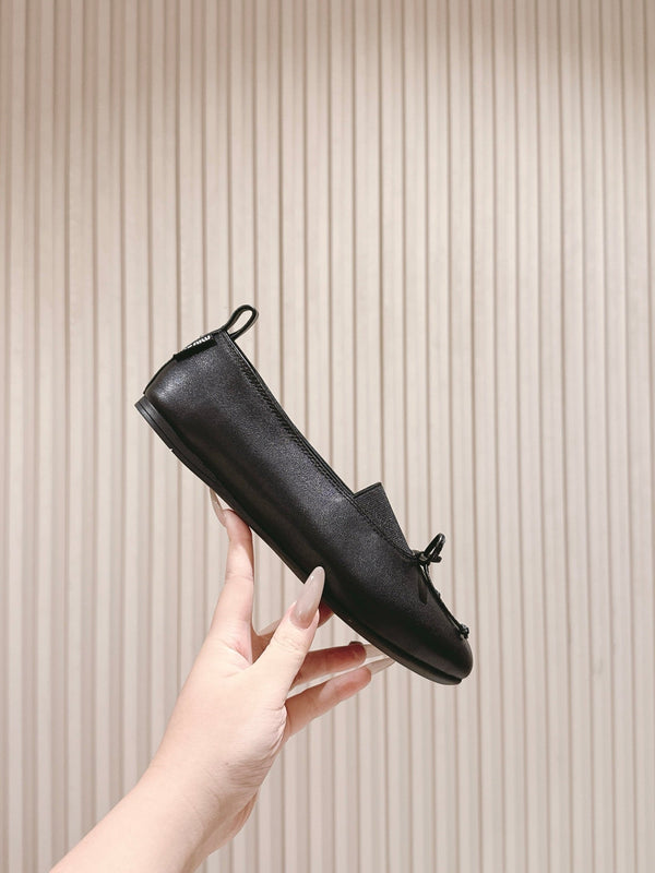 Miu Élan Bow-Detail Ballet Flat Black Cowhide 445803