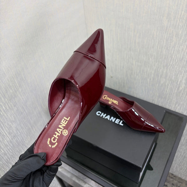 CC 2026 Pointed Toe Mule 4cm Burgundy Patent Leather 688709