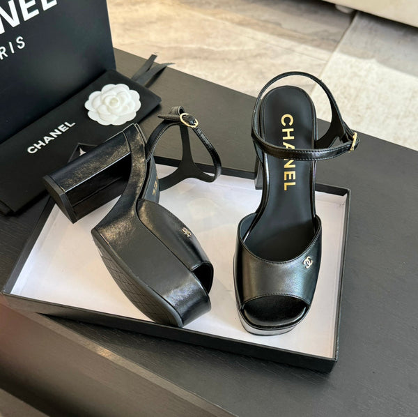 HIGH HEEL PLATFORM SANDALS IN BLACK CALFSKIN