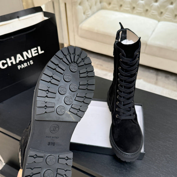 CC Combat Boots 26s Black Suede Leather 101987