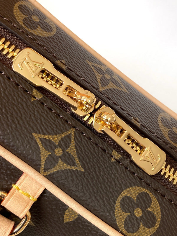 LV Hang On Handbag 26cm Brown Monogram Canvas GHW