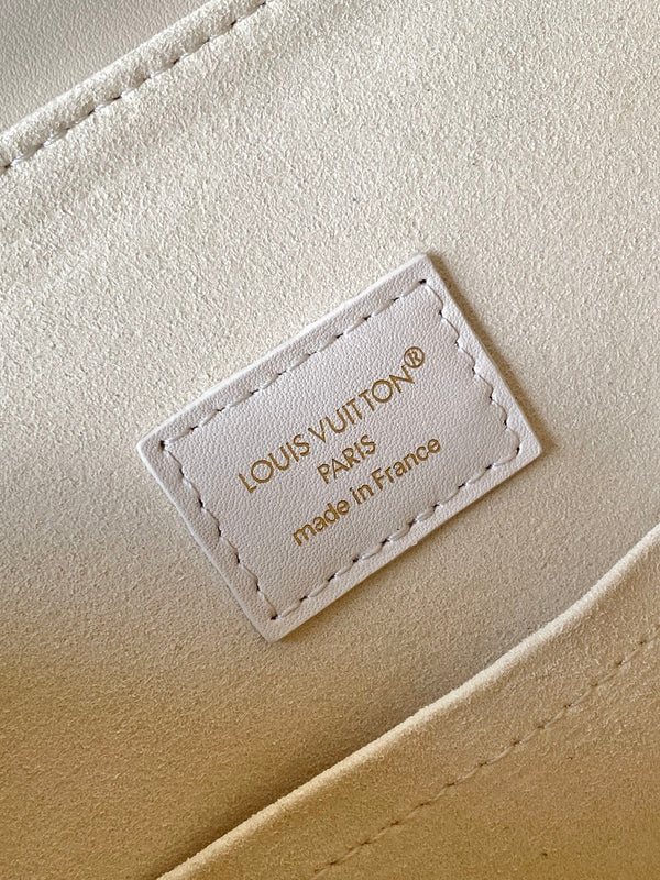 LV M15113 Backpack Monogram Embossed Cowhide Dream Cream GHW