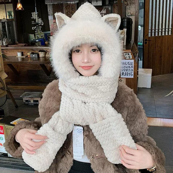 BEANIE HAT IN ALMOND BEIGE WOOL AND LAMB FUR 435075