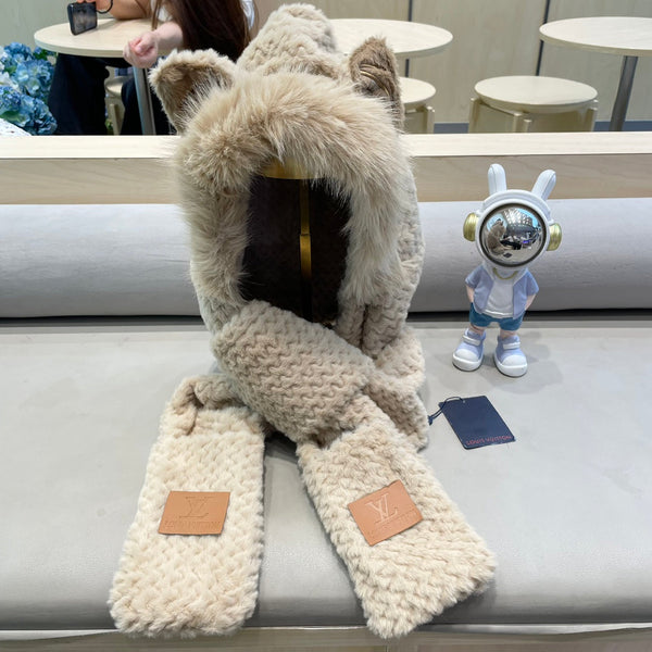 BEANIE HAT IN COSMIC LATTE BEIGE WOOL AND LAMB FUR 435073