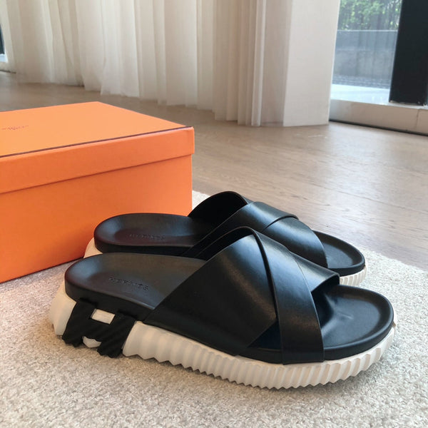 INFRA SANDAL BLACK CALFSKIN