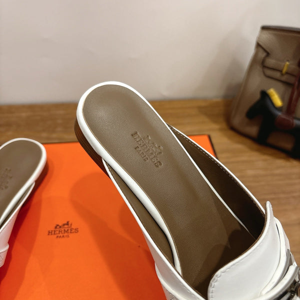 HM 26s Kelly Mule In White Calfskin Silver Hardware