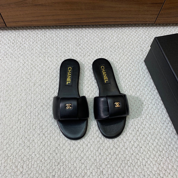 CC 26s Padded Sandals Black Lambskin 887952