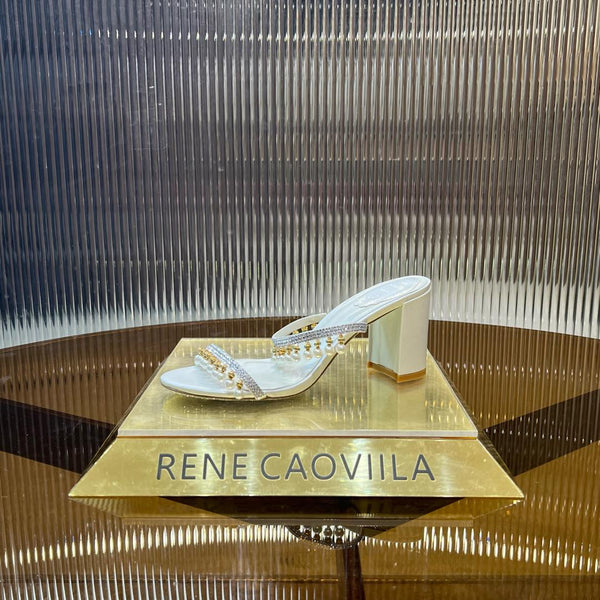 RC Gold Buckle Pearl Crystal Lamp Pendant Sandals 7.5 White Sheepskin 175000