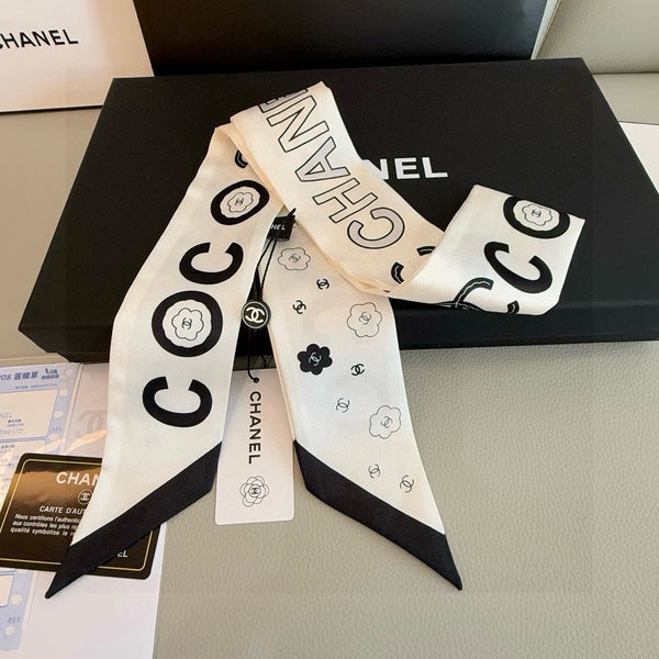 CC Twilly Mini Scarf 120cm White Mulberry Silk 949095