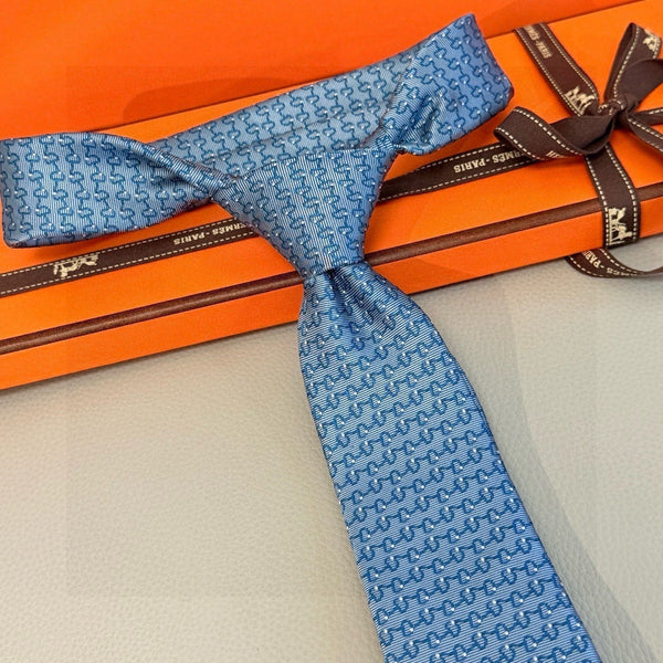 HM Mors a Olives Tie Light Blue Twill Silk 212096