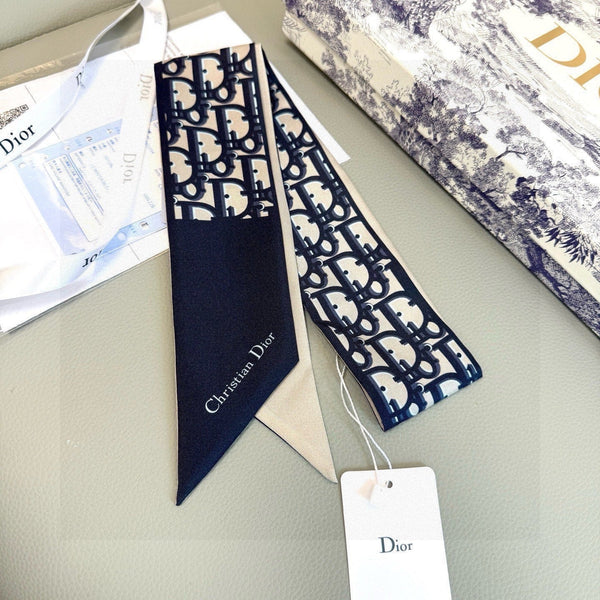CD 26s Scarf 100cm In Silk 313136