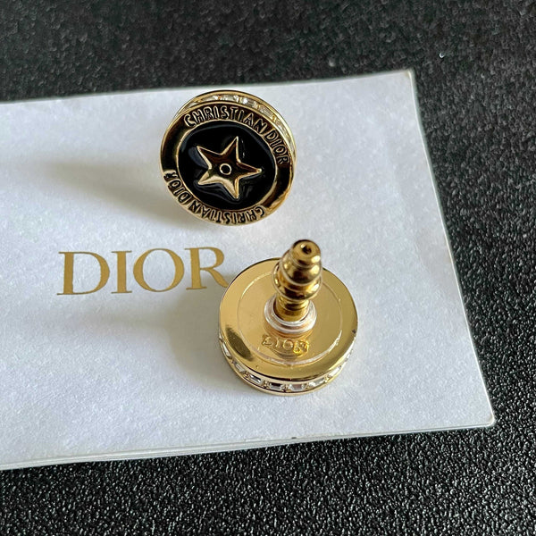 CD 26S Star Medallion Logo Stud Earrings In Black Enamel & Gold Tone Metal 631813