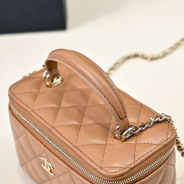 CC 26s Vanity Case Brown Quilted Lambskin 286287