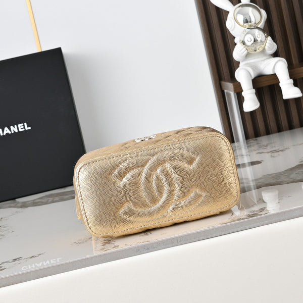CC 25C Vanity Case Metallic Gold Caviar Leather 286276