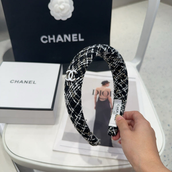 Chanel 26s Headband 228607