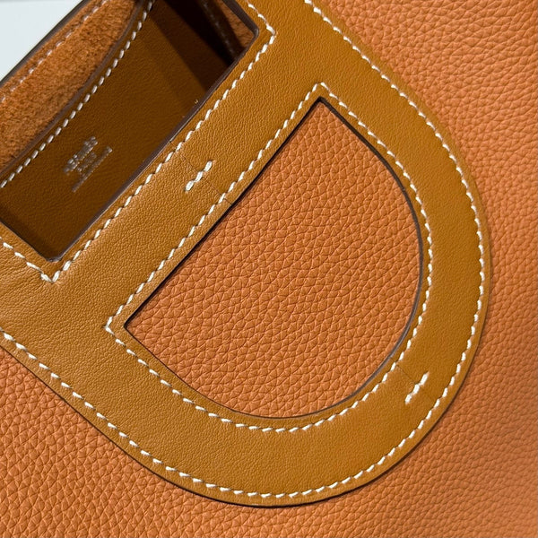 HM In-The-Loop 18cm Bag Tan Brown Taurillon Clemence Leather