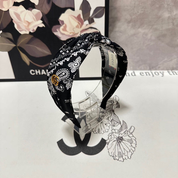 HAIRBAND IN BLACK MIX WHITE PATTERN FABRIC 299345