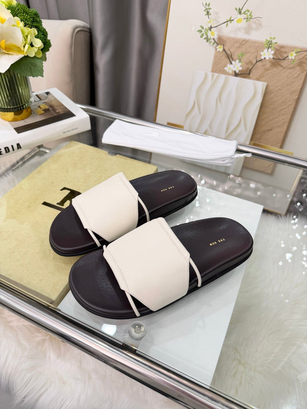 The Row Vivienne Slide White Sheepskin 827499
