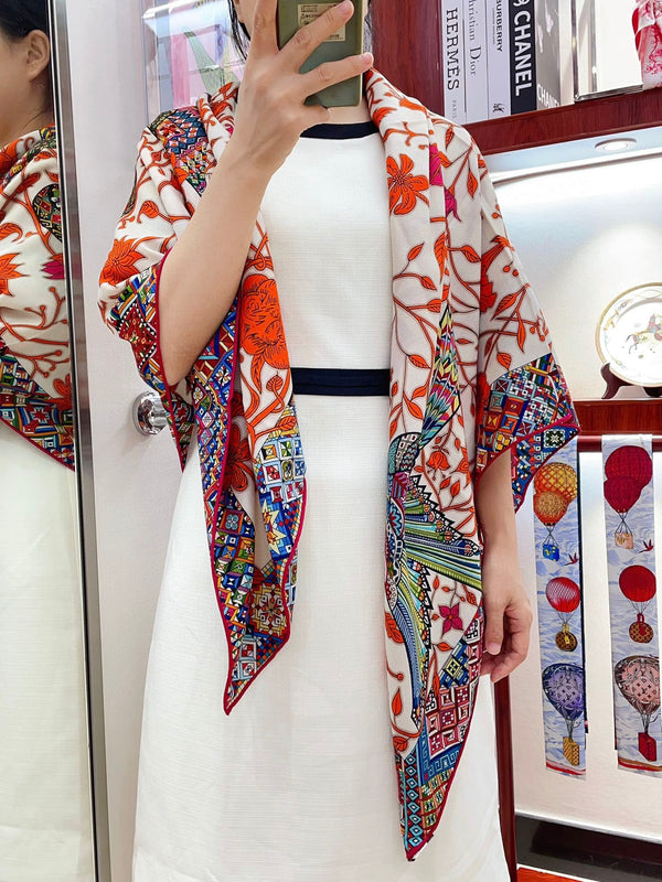 Le Jaguar Et Le Colibri Shawl 135 CM Red Colorful Cashmere And Silk 357904