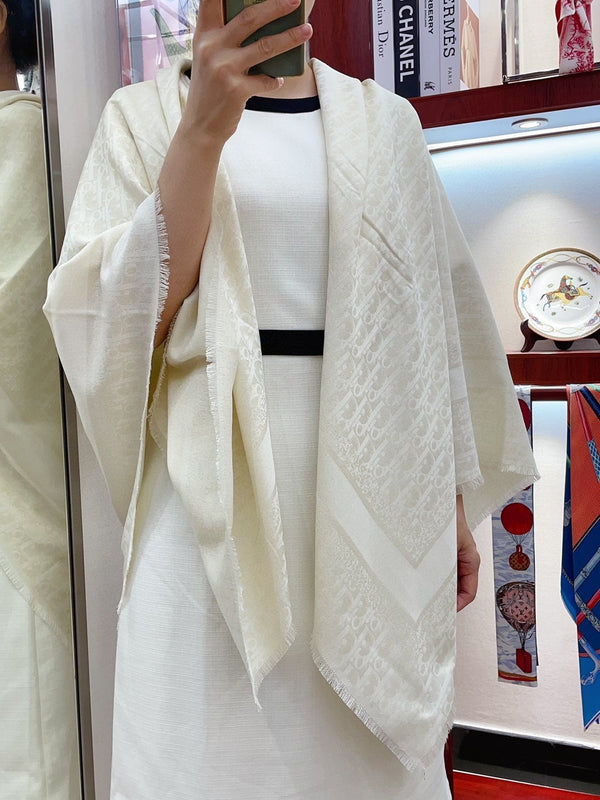 SQUARE SCARF 140 CM IN WHITE WOOL AND SILK 408660